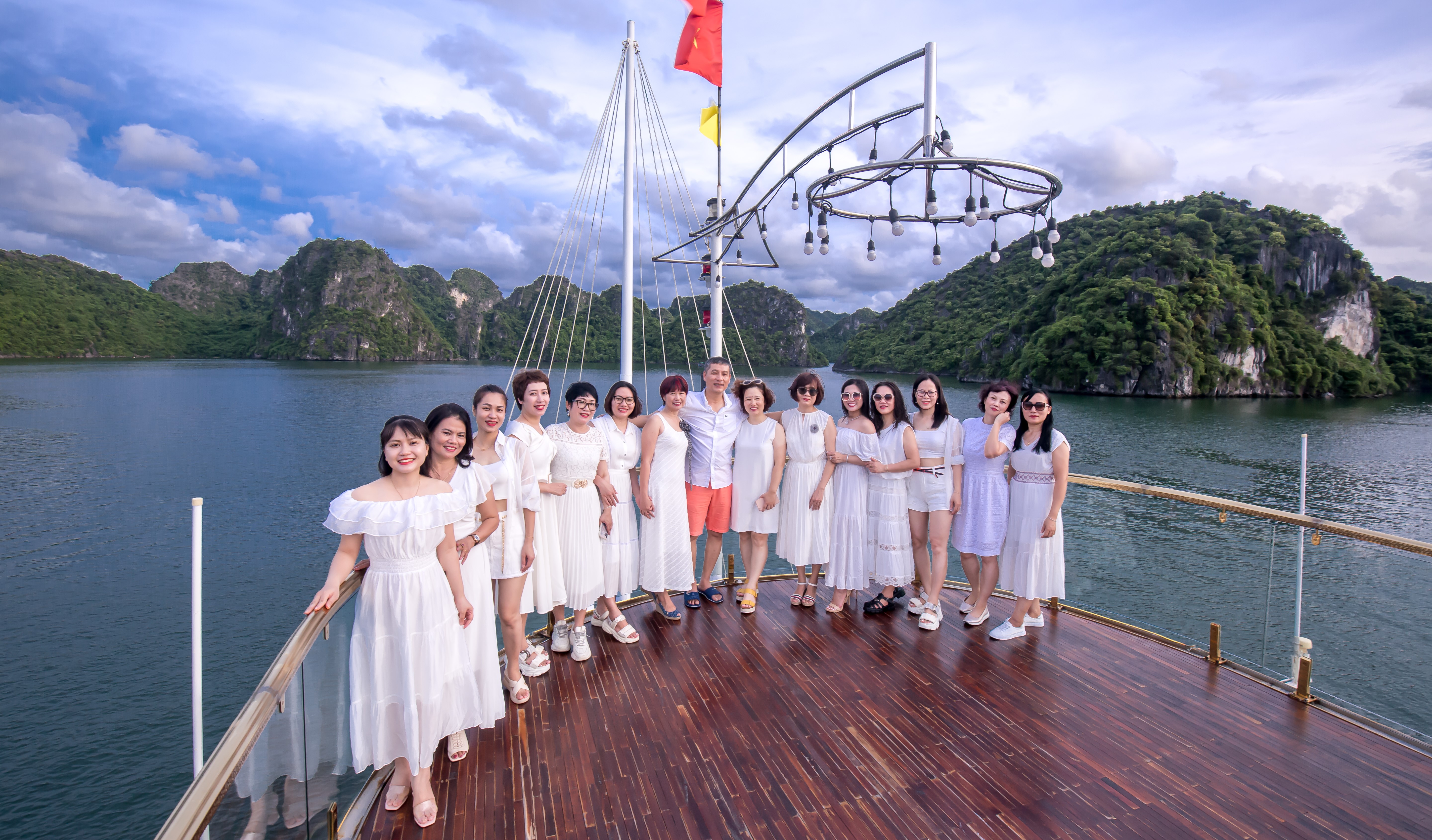 CHUYẾN DU LỊCH VỊNH LAN HẠ - NGÀY 02-03 THÁNG 07 NĂM 2023